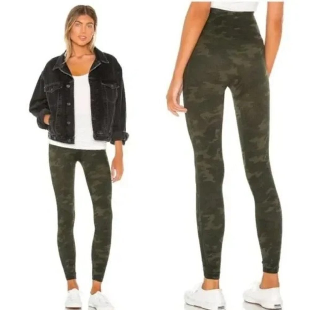 Spanx Look At Me Now Seamless Green Camo Leggings Womens Size Small